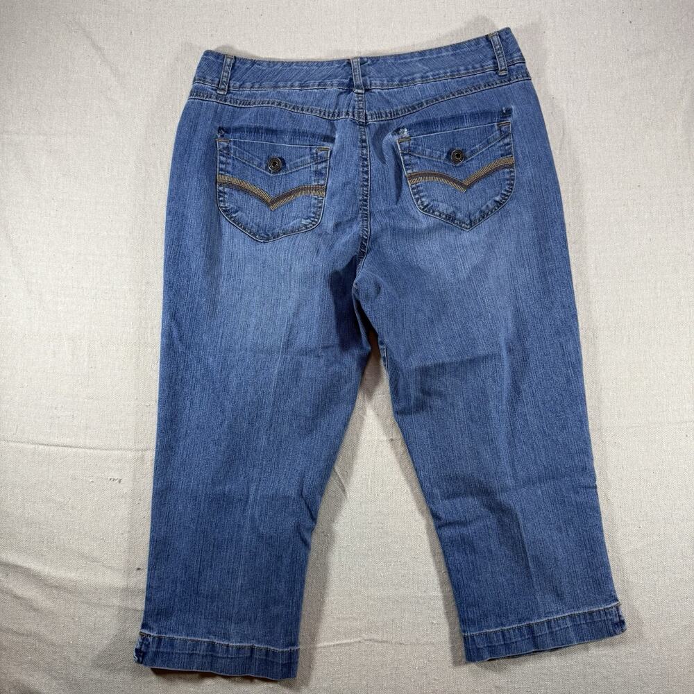 BandolinoBlu Capri Jeans Boheme 21” No Cuff Missy Sam’s Size 10 Embroidered Y2K